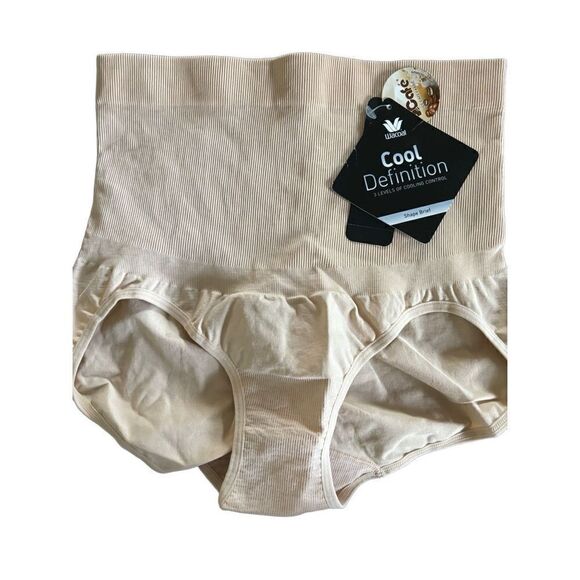 NWT Wacoal Cool Definition 3 Levels of Cooling Control Shape Brief - Picture 1 of 4